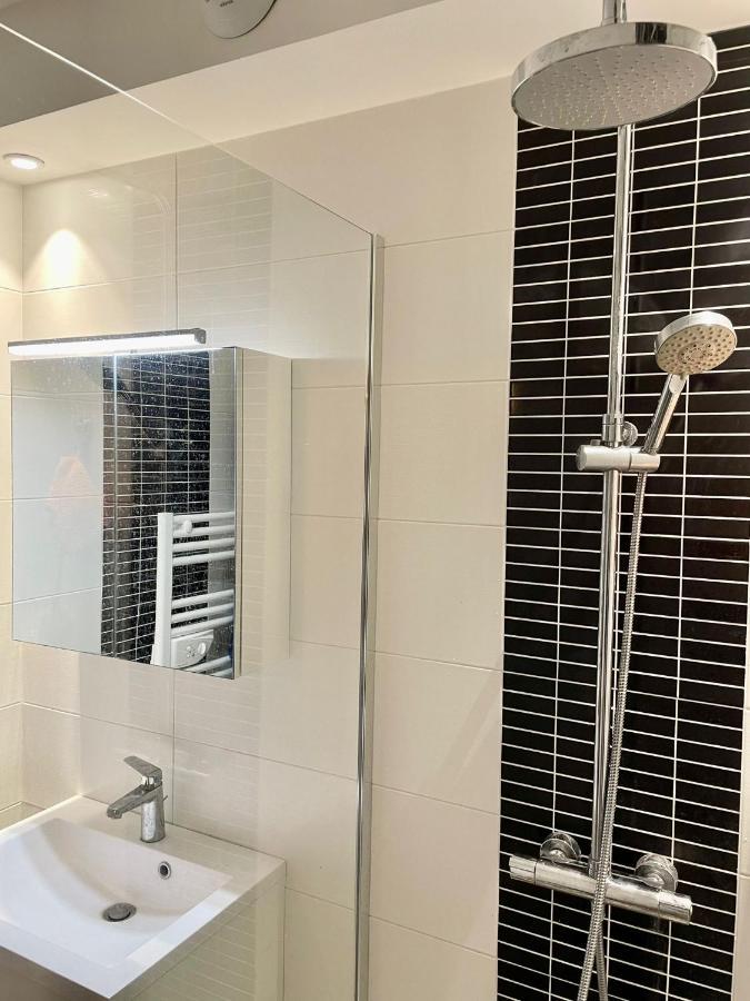 Moderne Proche Gare Apartment